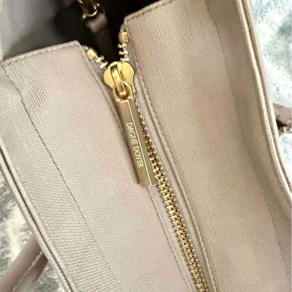 Dagne Dover Singature Legend Tote in Bleecker Blush - Picture 7 of 16